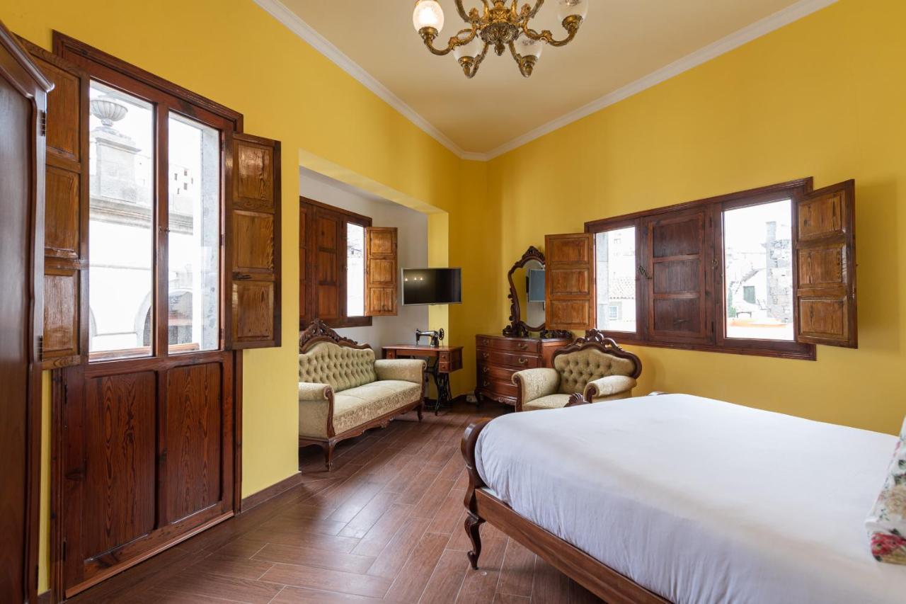 Homeforguest New Duplex With Rooftop Next To Arucas Cathedral Exterior photo