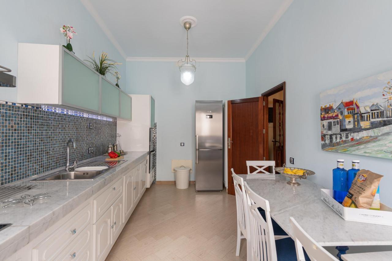 Homeforguest New Duplex With Rooftop Next To Arucas Cathedral Exterior photo