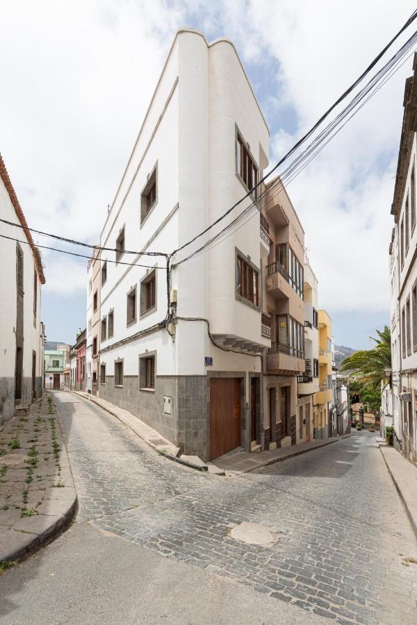 Homeforguest New Duplex With Rooftop Next To Arucas Cathedral Exterior photo